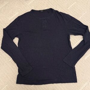 Men’s Theory Long Sleeve Size Small